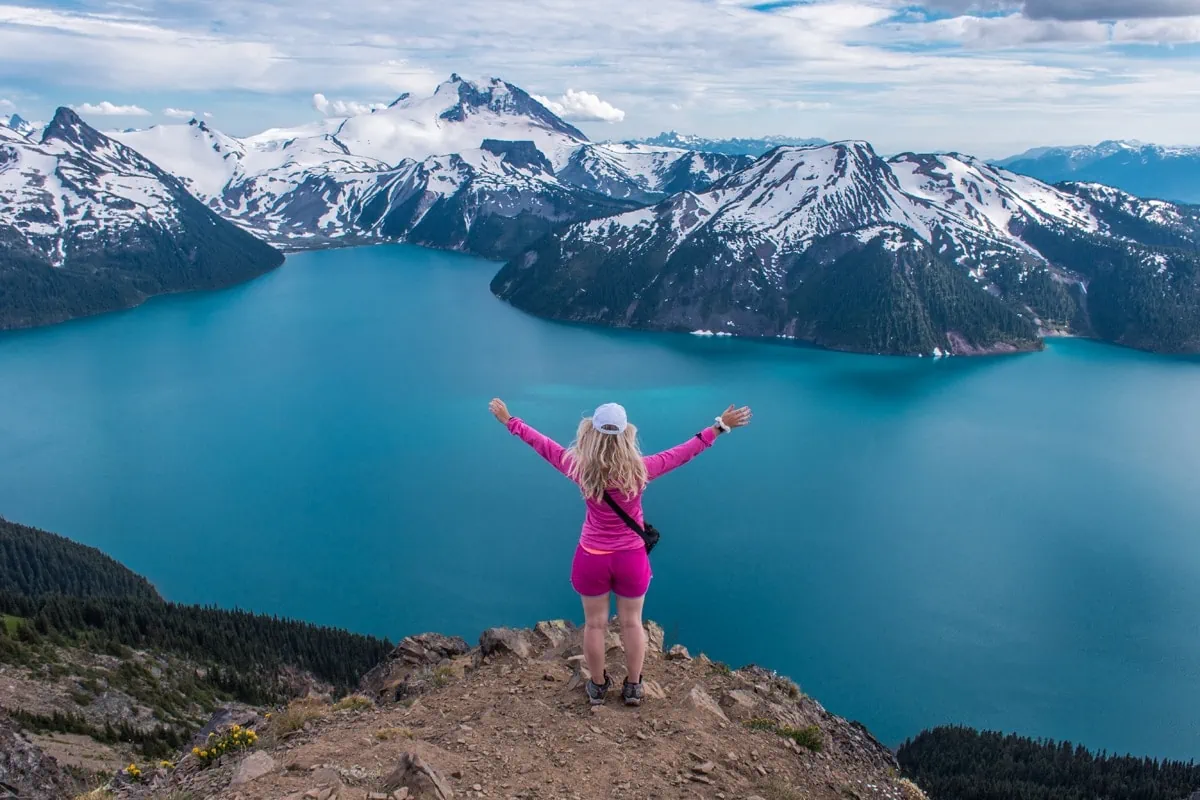 Garibaldi Lake z vrchu, může být něco úchvatnějšího?