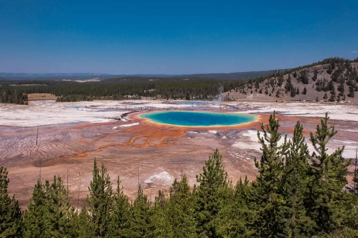 Yellowstone je turisticky přeplněné ale magické místo