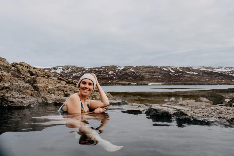 16 najlepších horúcich prameňov na Islande, ktoré musíte navštíviť