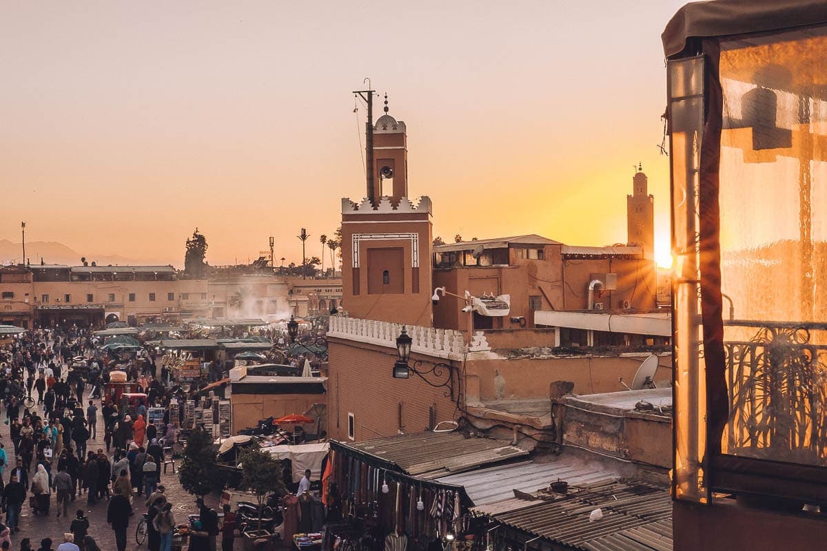 Výhled na Jemaa el-Fnaa
