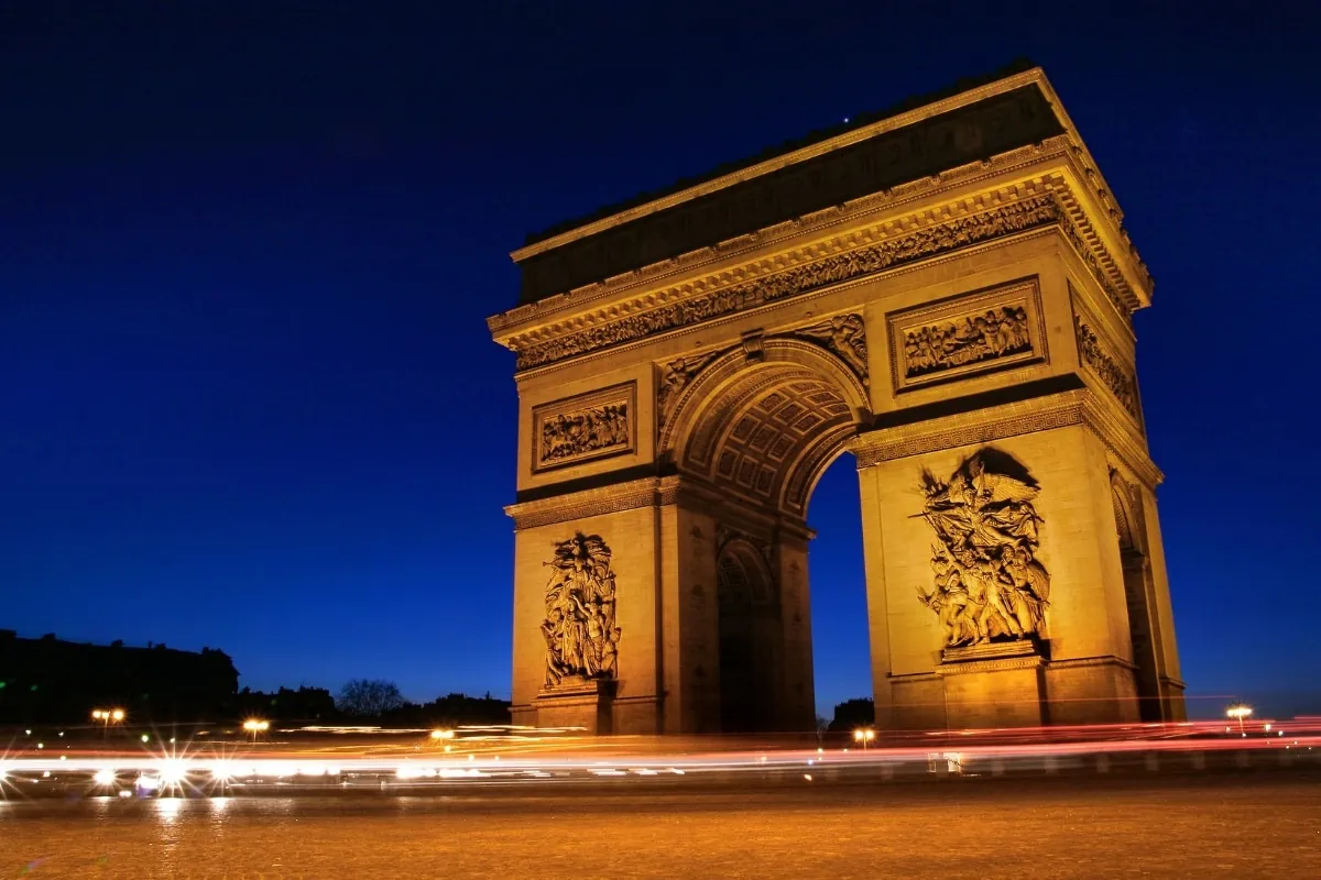 arc de triumph vitezny oblouk