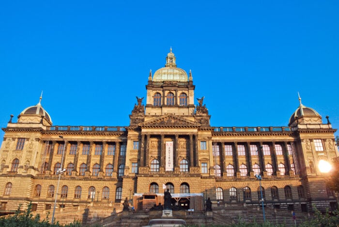 Národné múzeum v Prahe by ste nemali vynechať na výlete do Prahy