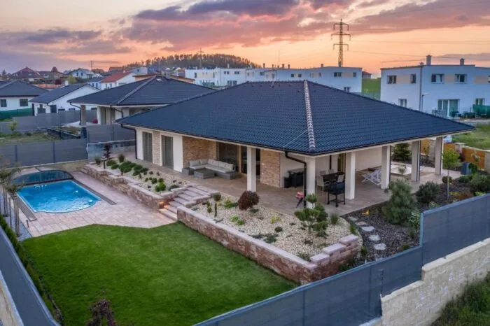 Luxury Spa Villa s vířivkou na terase