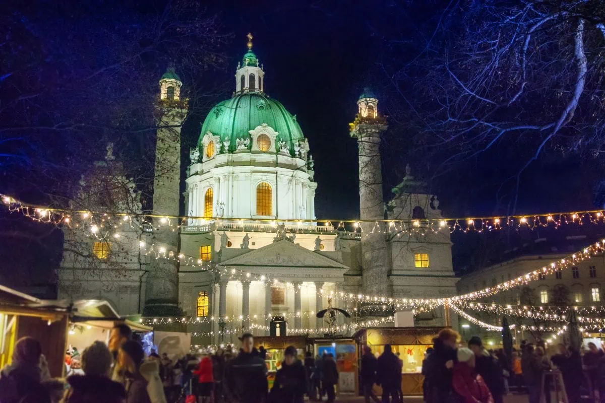 Mercado navideño en Karlsplatz