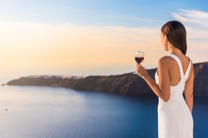 Víno na Santorini je naprosto skvělé