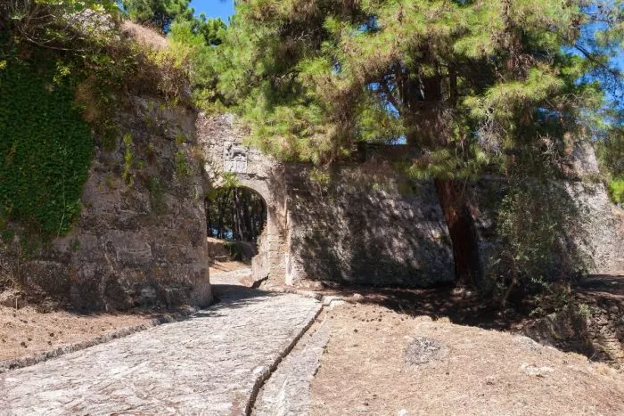 Cesta na Benátský hrad na Zakynthosu