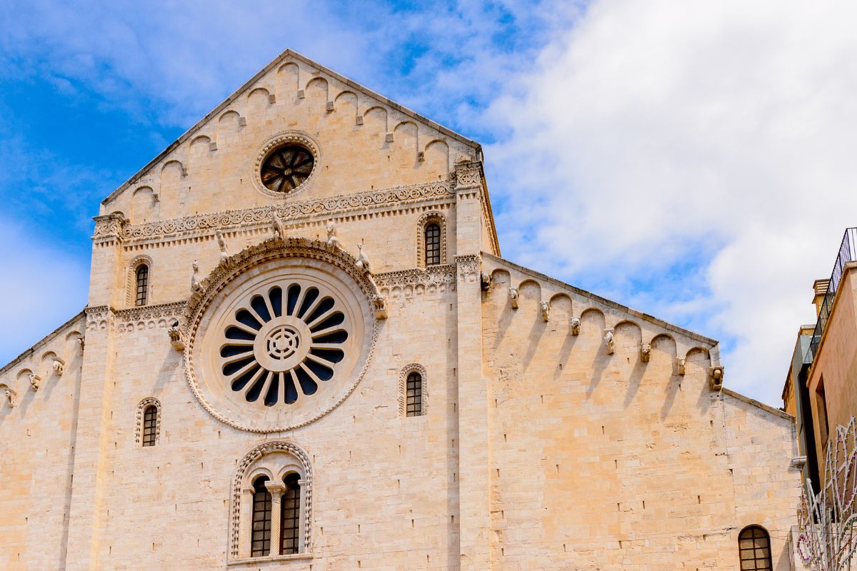 Co vidět v Bari: Bazilika San Nicola
