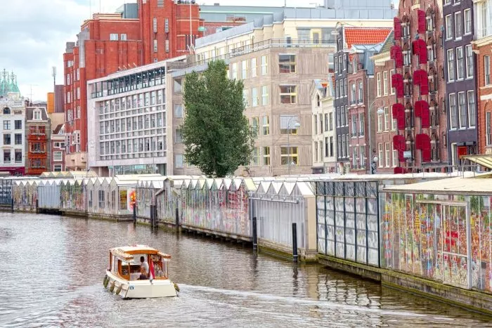 Mercado de flores flotante