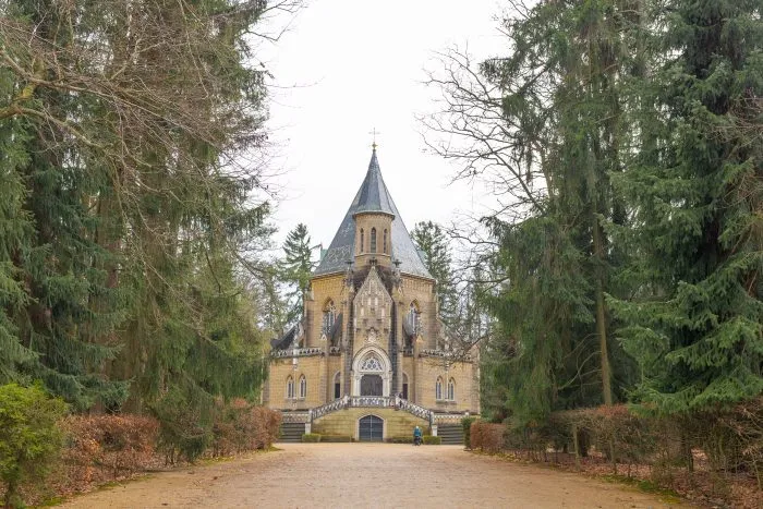 Schwarzenberská hrobka