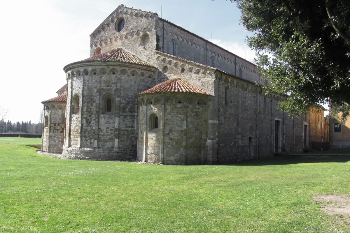 Bazilika San Piero a Grado