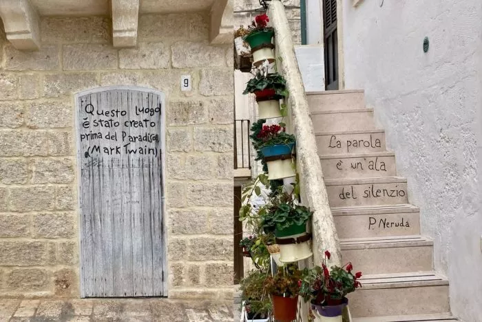 Polignano a Mare: 15 Best Things to Do and See 4 Verses in the alleys of Polignano and Mare