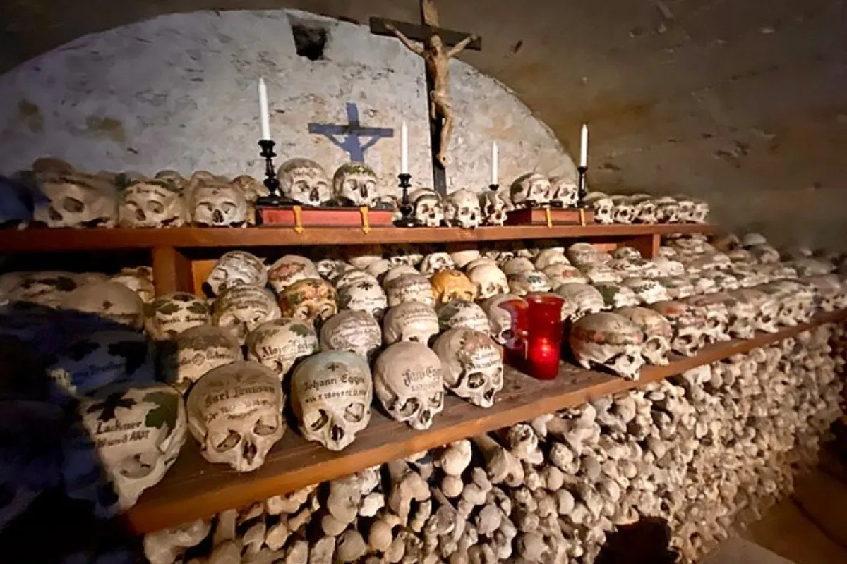 Beinhaus ossuarium Hallstatt - tips en bezienswaardigheden