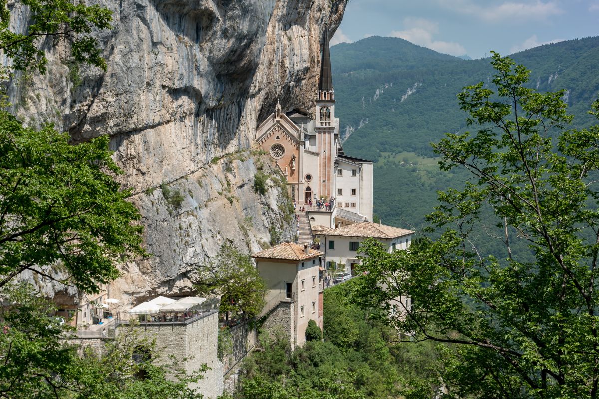 Santuario Madonna della Corona