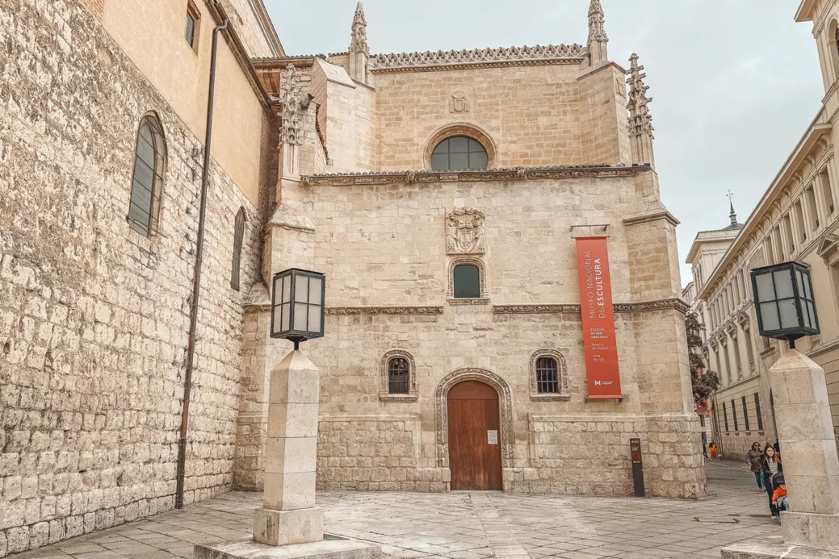 Valladolid, Španielsko: 11 tipov, čo vidieť a robiť 7 Museo Nacional de Escultura