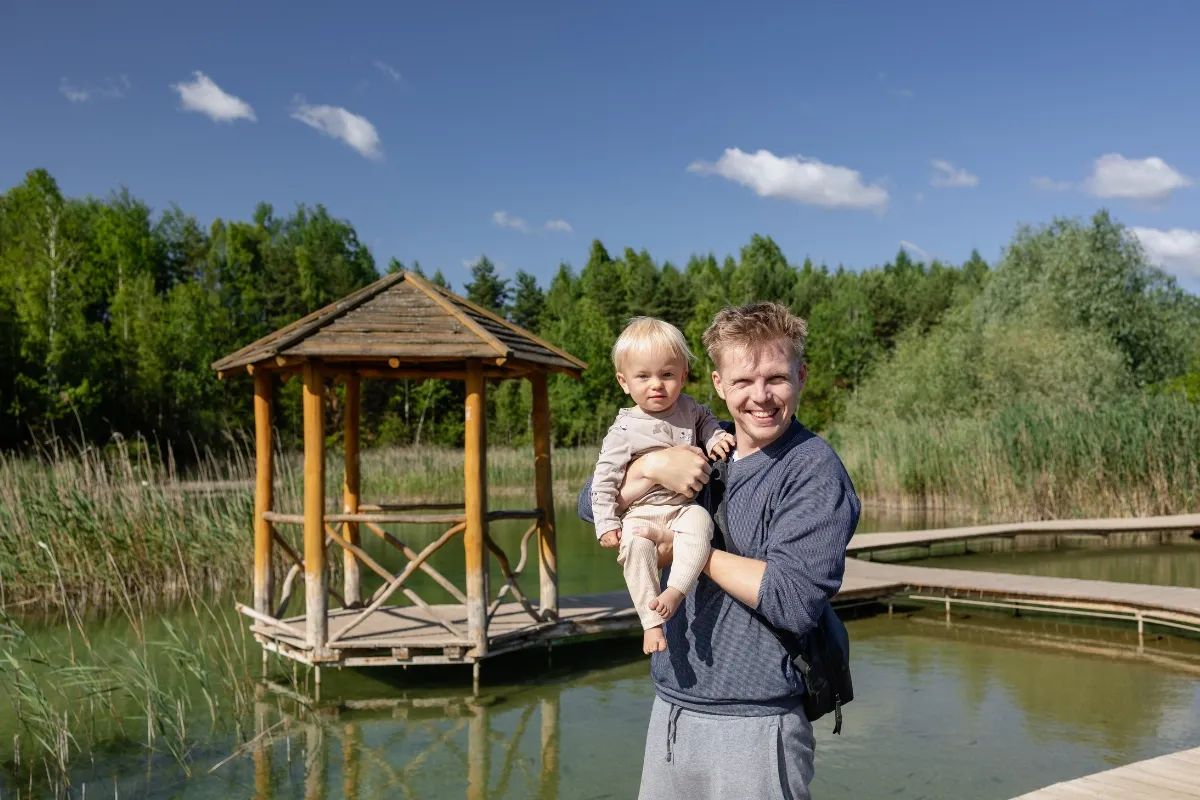 Park Gródek turquoise water