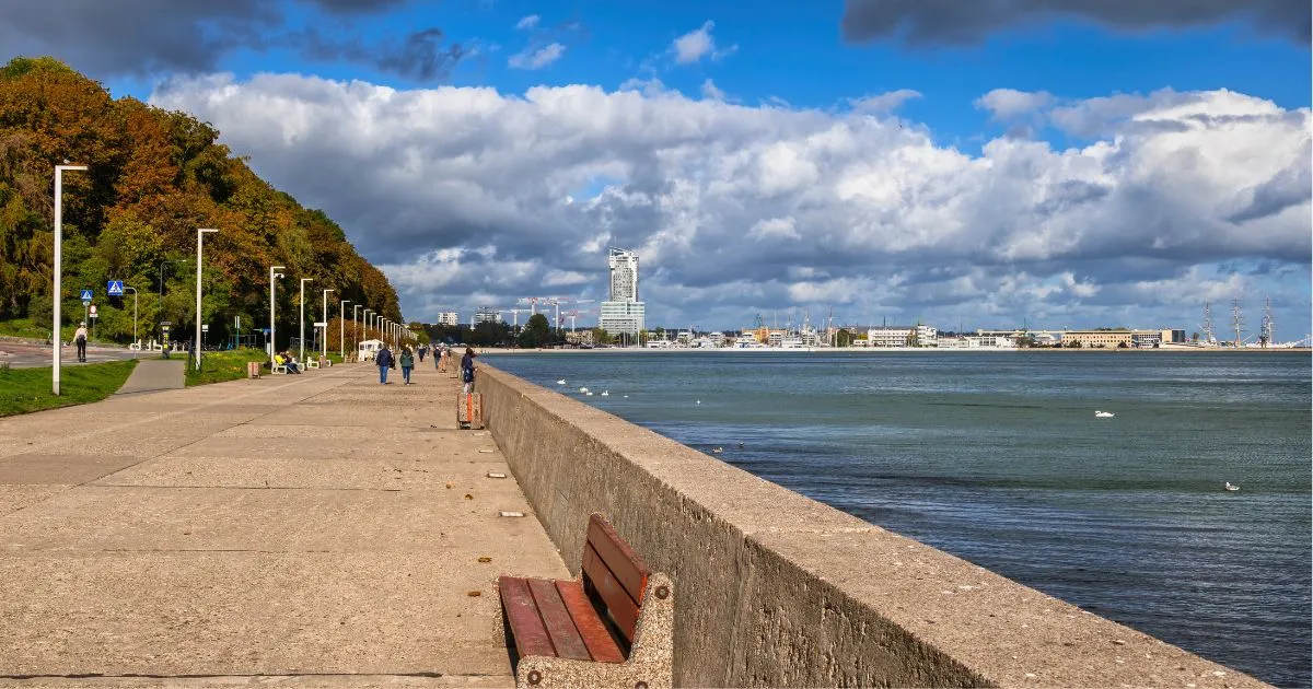 Gdyňa, Poľsko: 15 tipov čo vidieť (pamiatky, pláže, akvárium a ďalšie skvelé miesta) 5 Bulwar Nadmorski