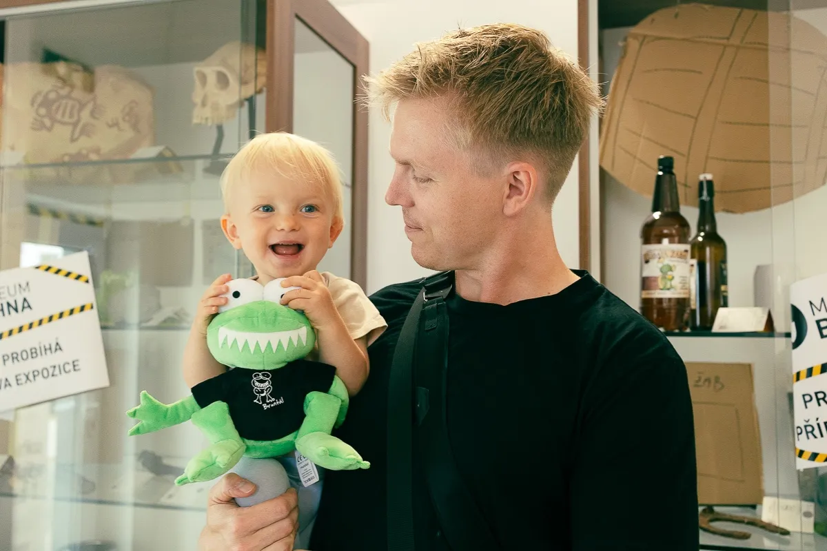 Kikker met tanden souvenir Bruntál