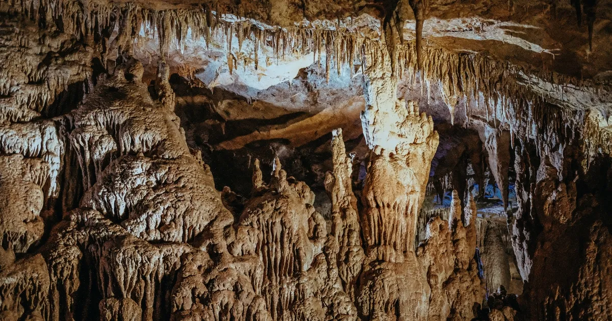 Prométheova jeskyně 