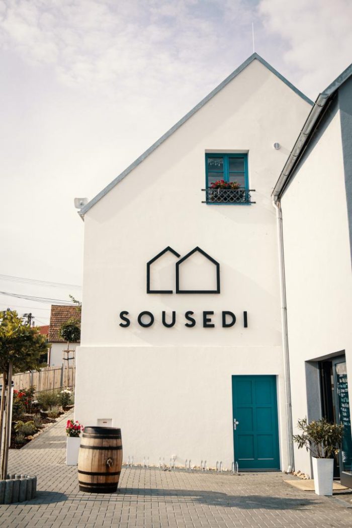 sousedi 1