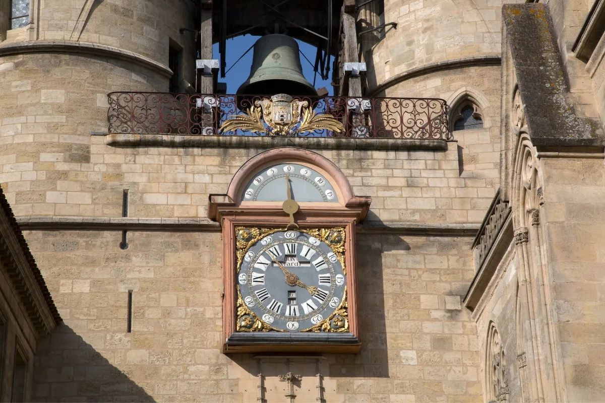 Grosse Cloche – hodiny, které určovaly vinobraní