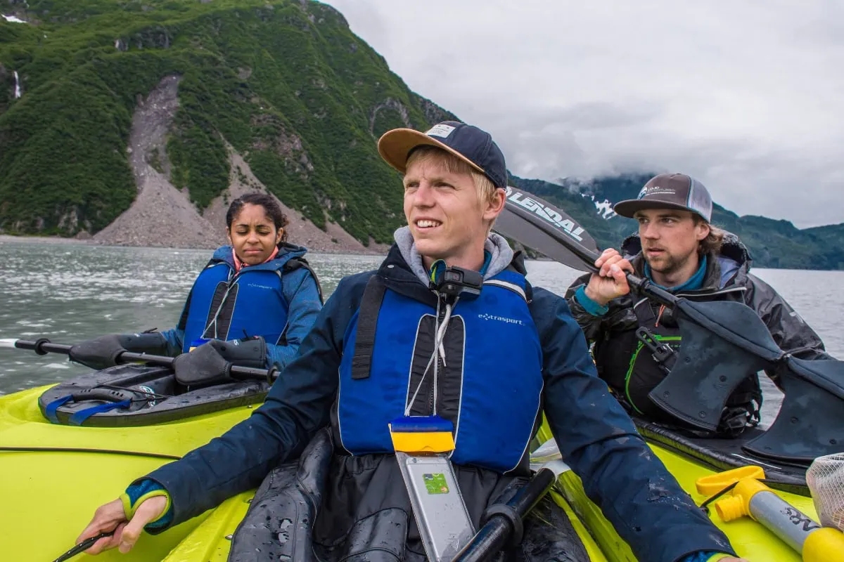 Jeden z nejdražších výletů, které jsme do té doby podnikli, byl výlet na kajakování mezi ledovci v Seward. 
