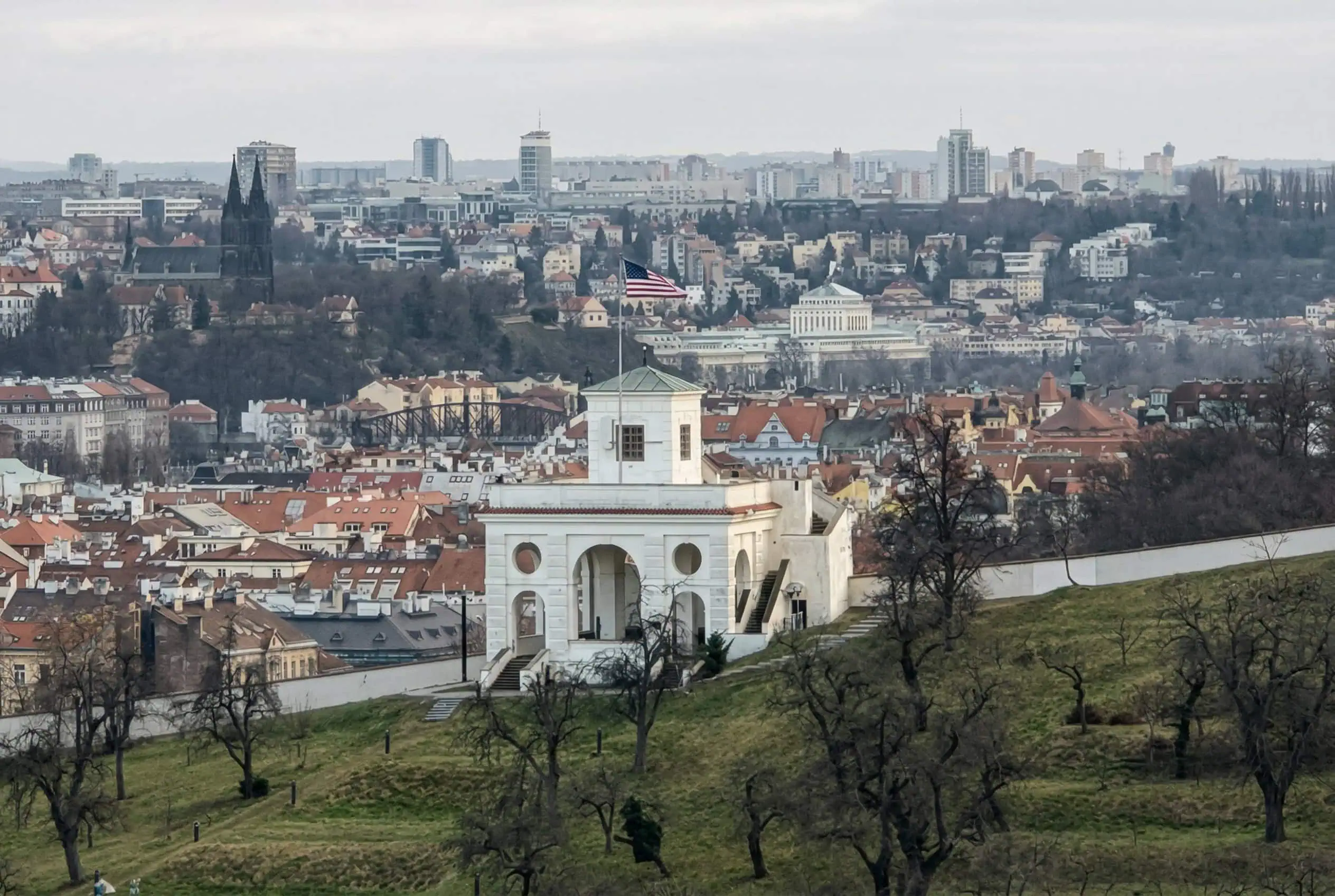 Place de Hradčany à Prague