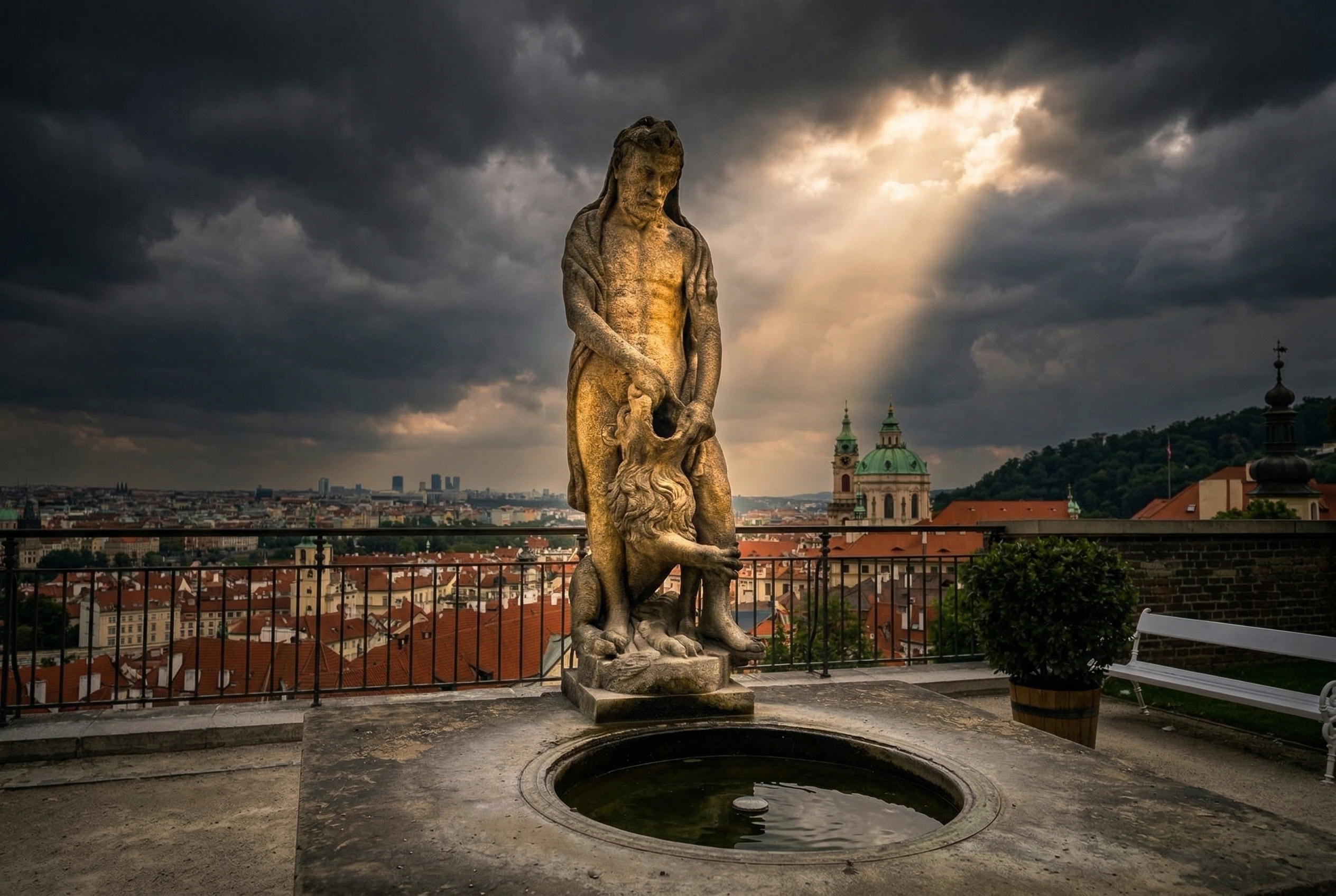 Château de Prague : que visiter, tarifs et comment éviter la foule 12 Vue sur Prague depuis les Jardins Sud du Château de Prague