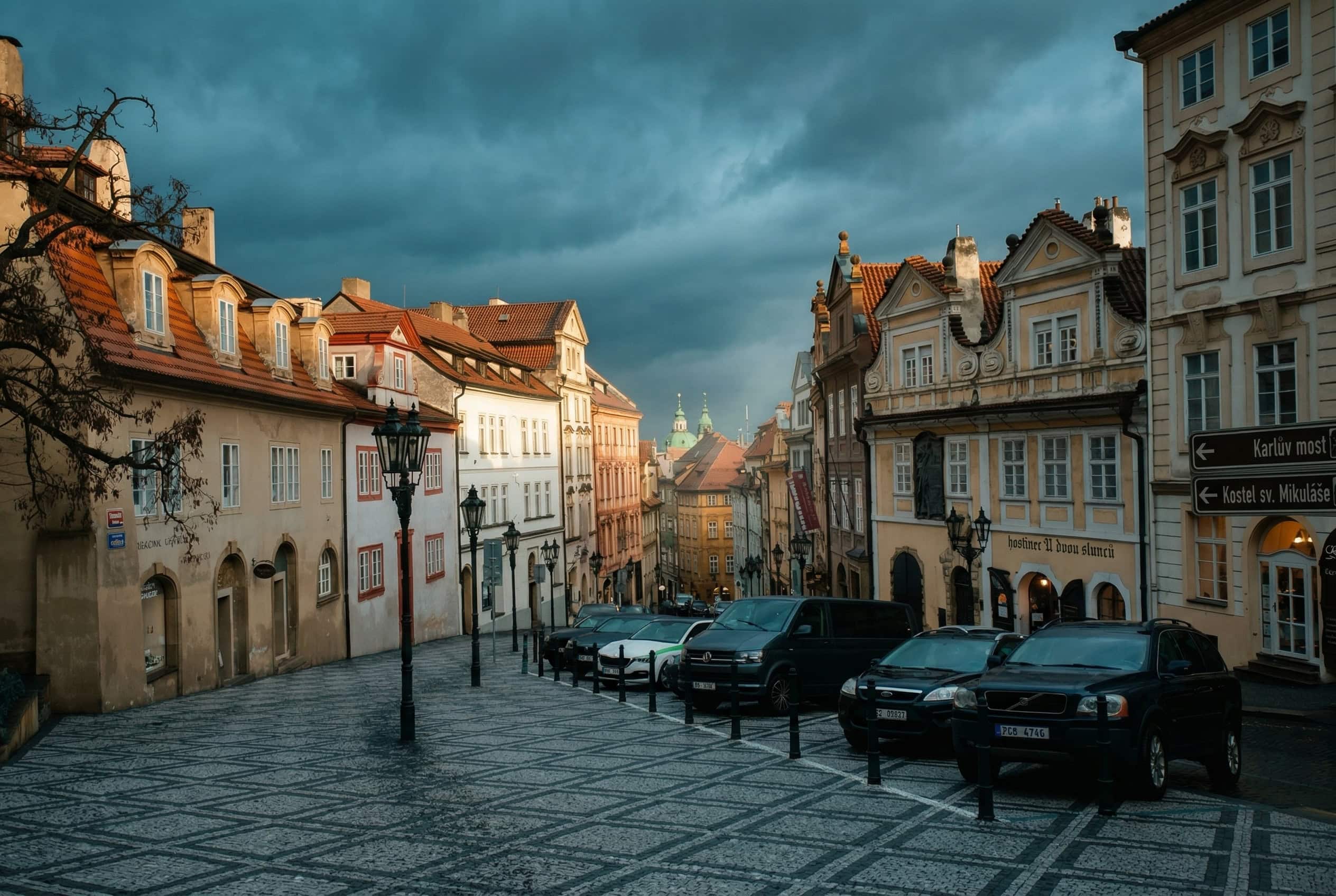 Château de Prague : que visiter, tarifs et comment éviter la foule 3 Rue Nerudova à Malá Strana, Prague