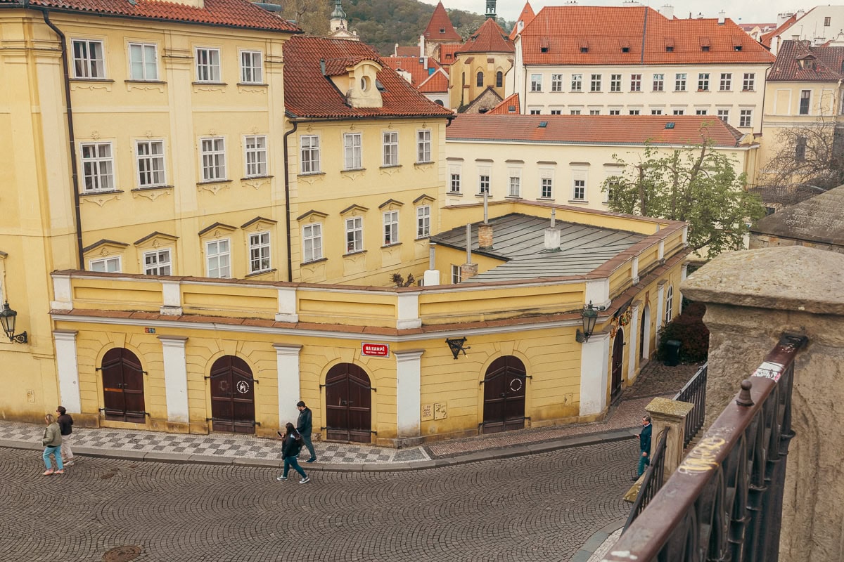Karlův most: Průvodce od místní (historie, sochy, nejlepší čas) 8 karluv most 4144