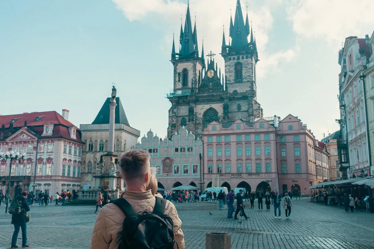 Staroměstské náměstí