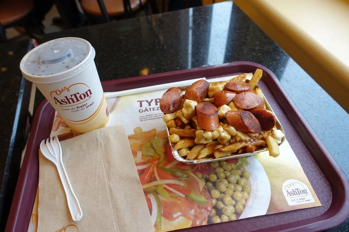 Provincie Quebec, Kanada: kompletní průvodce | 30+ tipů, co vidět a zažít 35 Poutine — quebecké národní jídlo