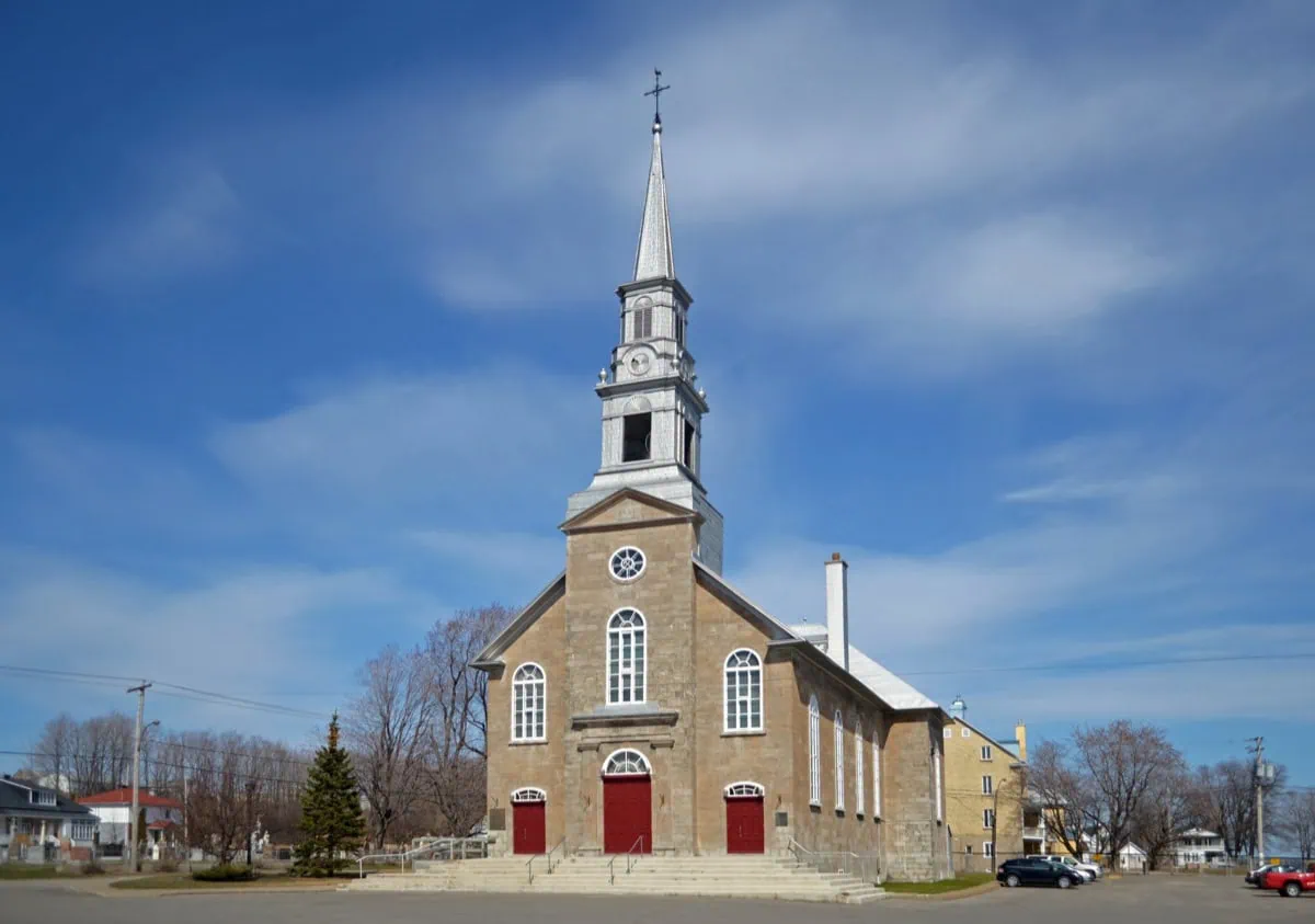 Vesnicky kostel Saint-Laurent na ostrove Ile d'Orleans