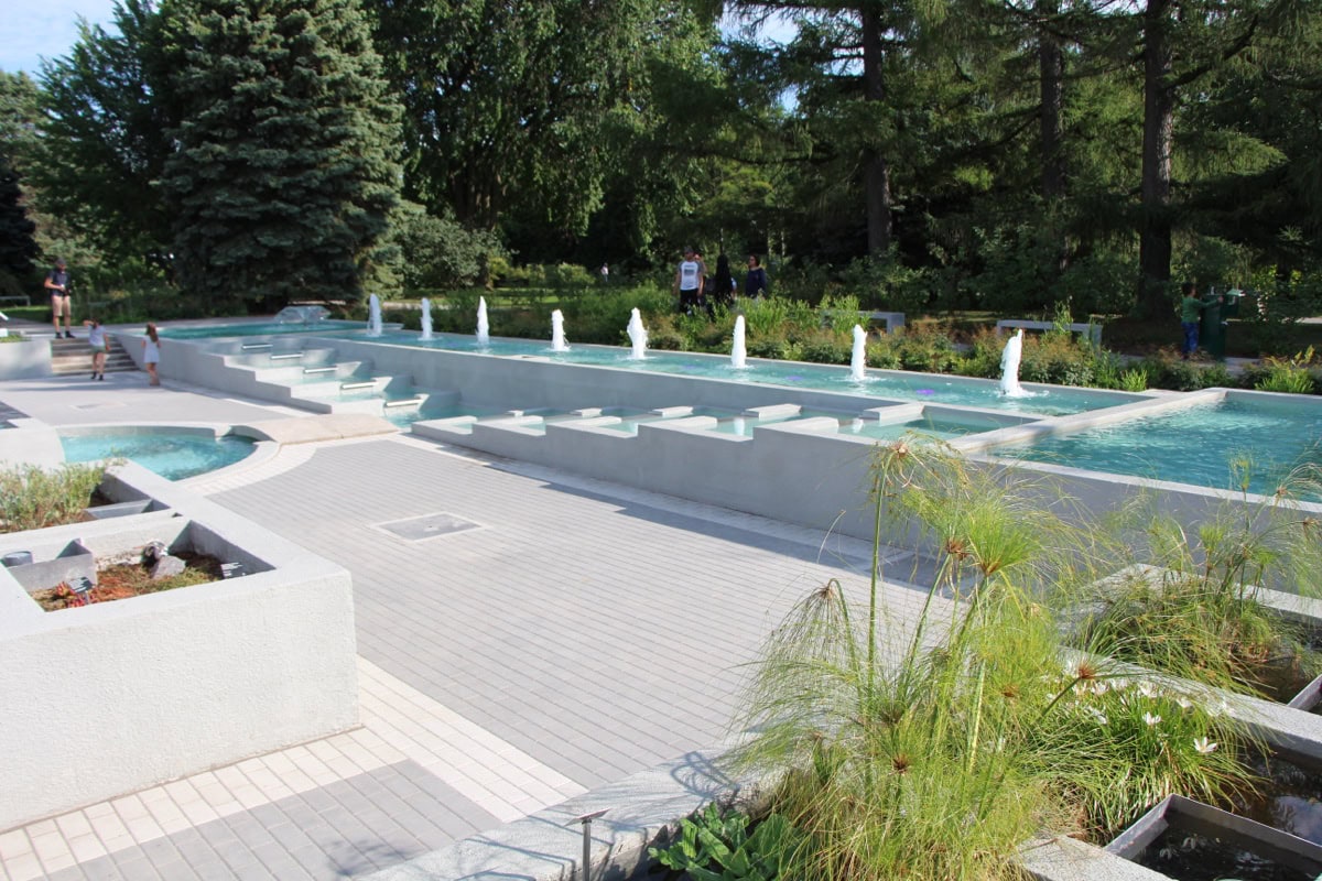 Montreal, Canada: 15 lucruri de văzut și de făcut 8 Gradina acvatica din Gradina Botanica a Montreal-ului