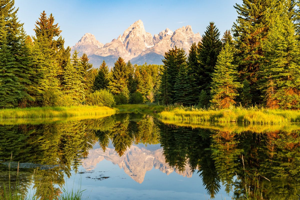 Grand Teton National Park, Wyoming (SUA): Ghid și 15 lucruri de văzut și făcut 3 Rasarit la Schwabacher Landing cu reflexia Tetonilor