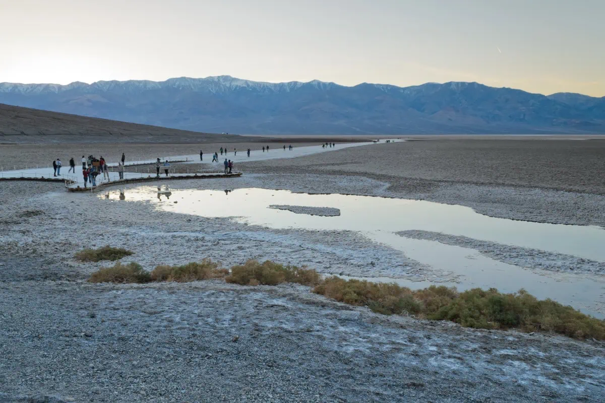 Solne plane Badwater Basin, nejnizsi bod Severni Ameriky