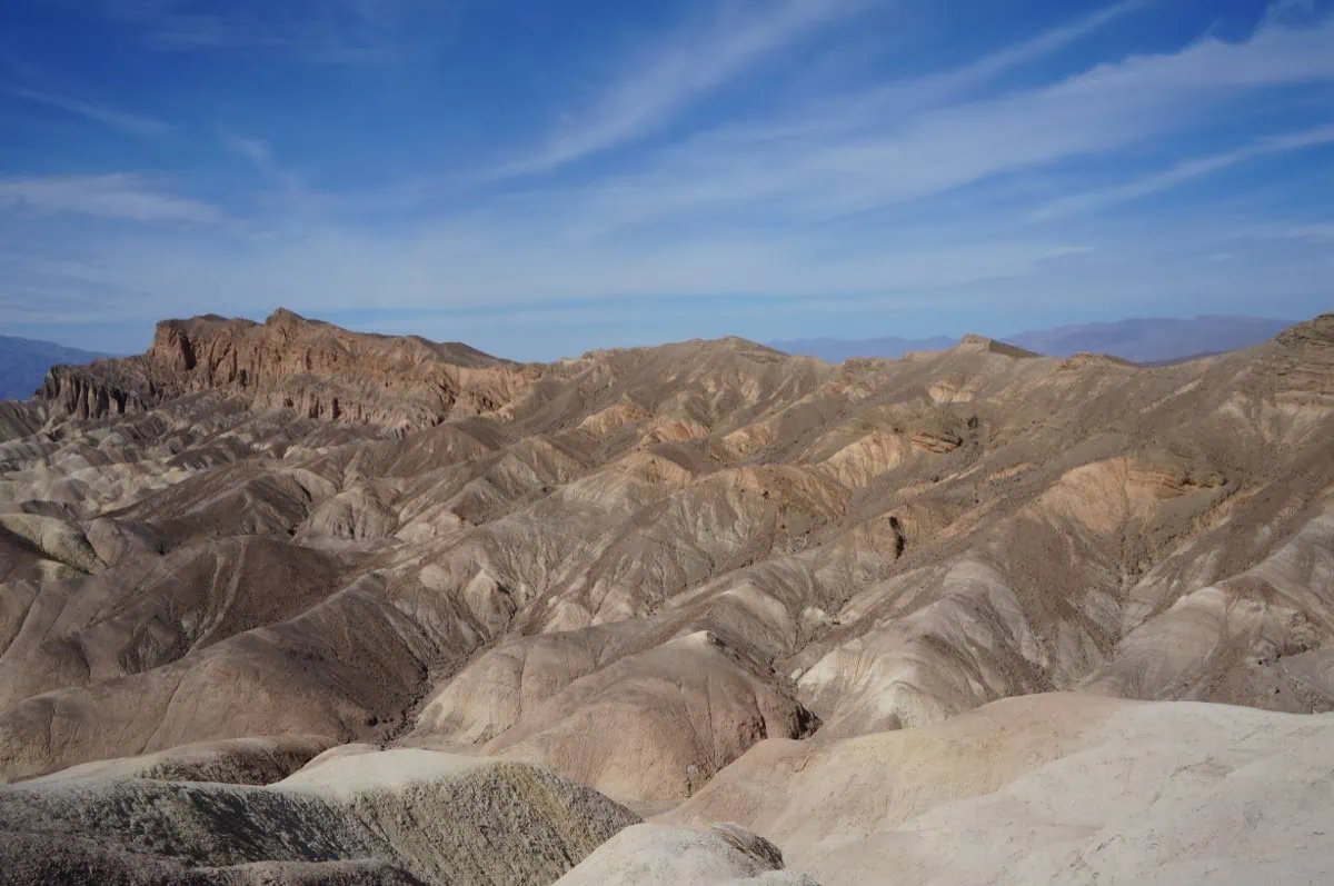 Erodovane kopce u vyhlidky Zabriskie Point
