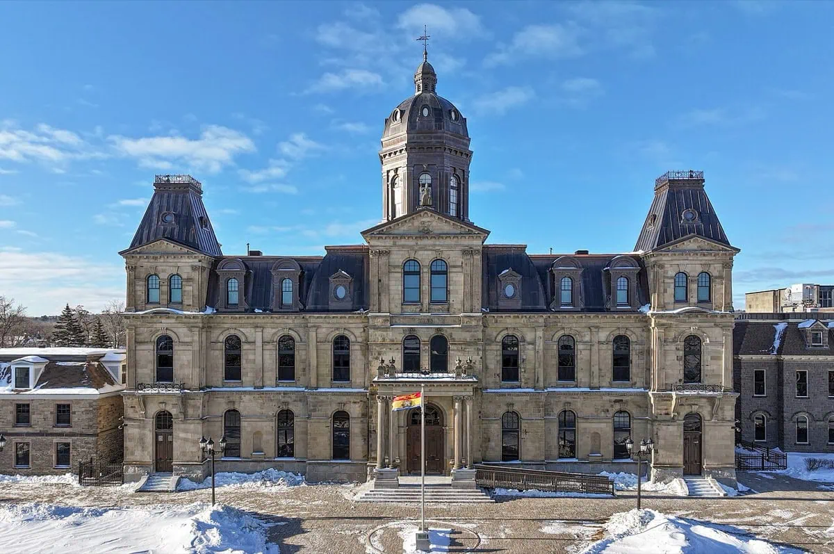 Budova parlamentu New Brunswicku ve Frederictonu