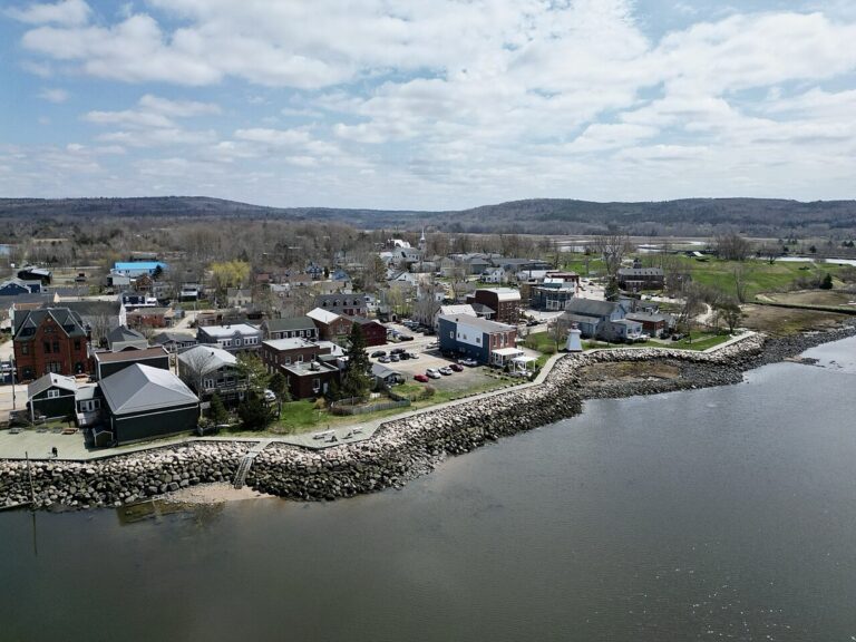 Nábřeží historického městečka Annapolis Royal v Nové Skotsku
