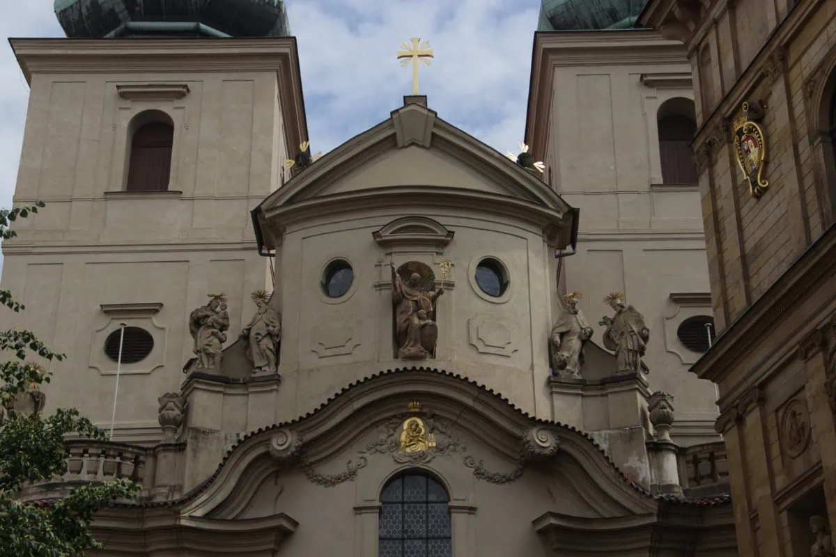 Barokní kostel svatého Havla na Starém Městě v Praze
