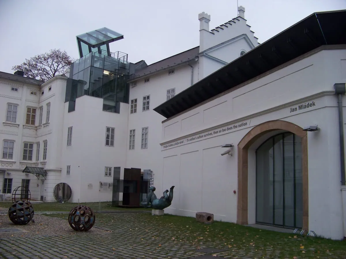 Sovovy mlýny na ostrově Kampa, sídlo Musea Kampa v Praze