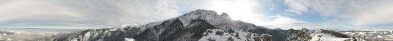 Zimni pohled na polske Tatry nad Zakopanem