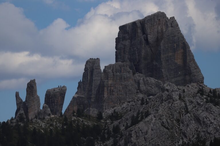 Pet vezi Cinque Torri v Dolomitech