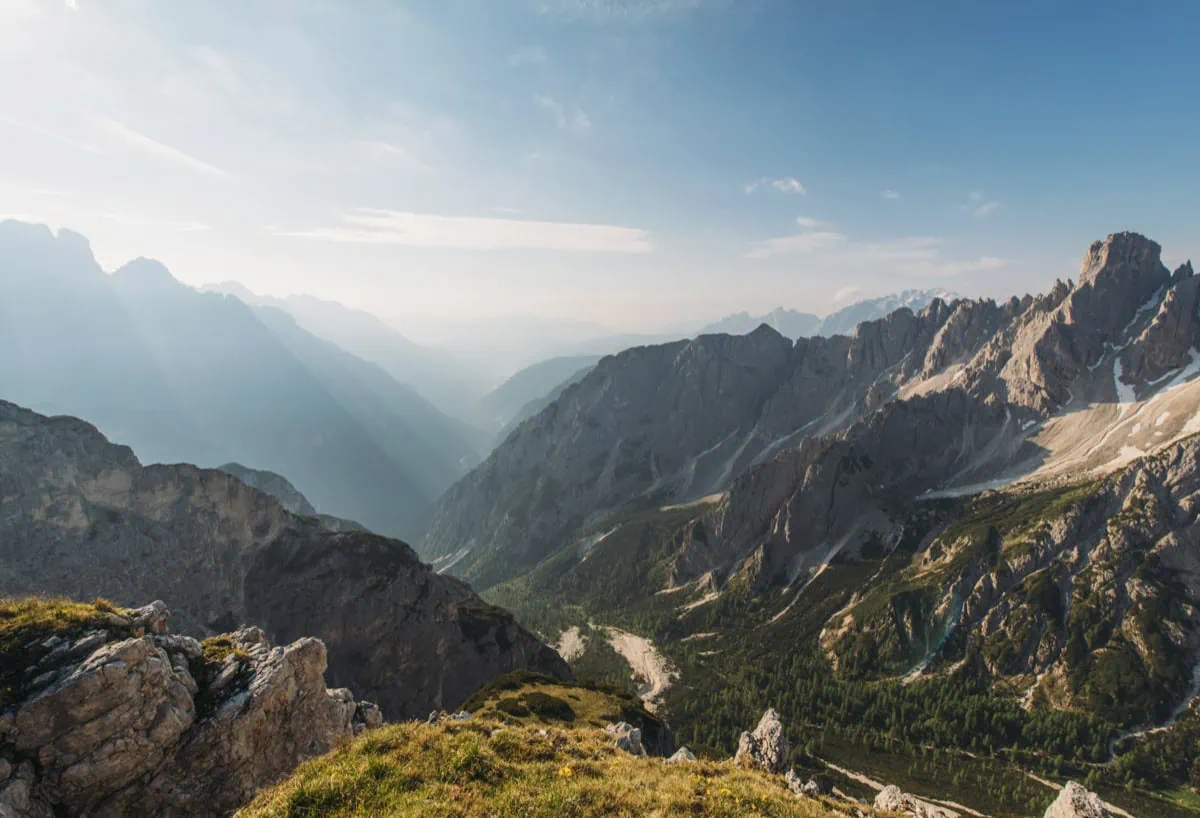 Ikonicka vyhlidka Cadini di Misurina v Sextenskych Dolomitech