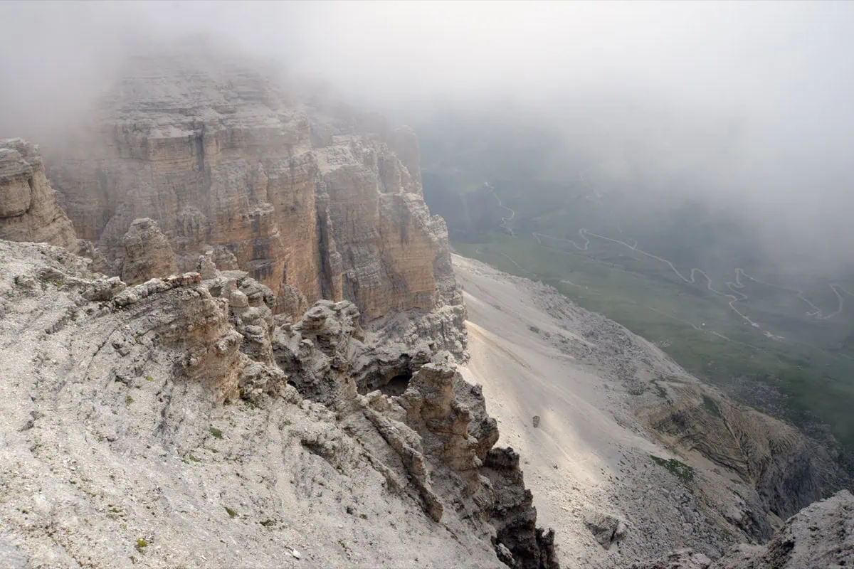 Pordoi Pass u Canazei v letni sezone
