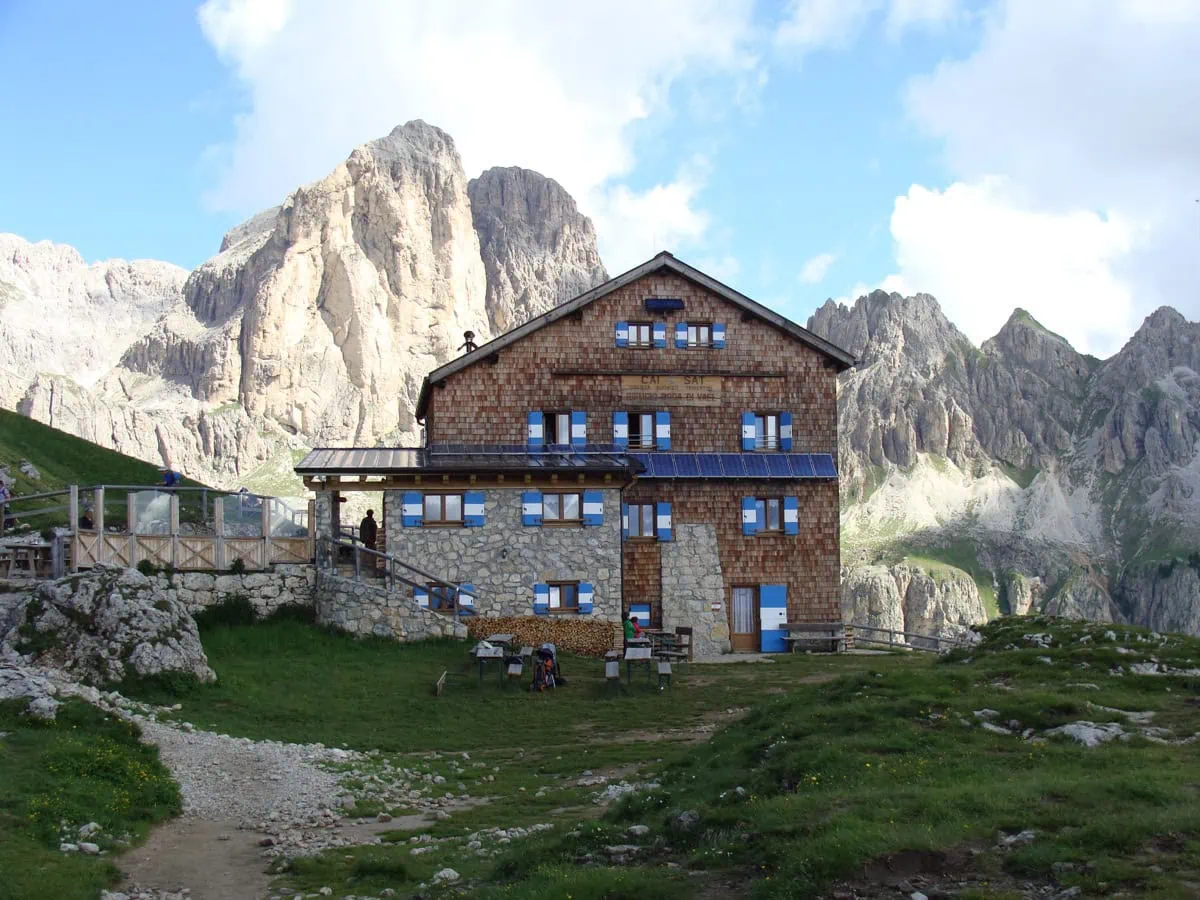 Rotwandhutte - Rifugio Roda di Vael v Catinacciu