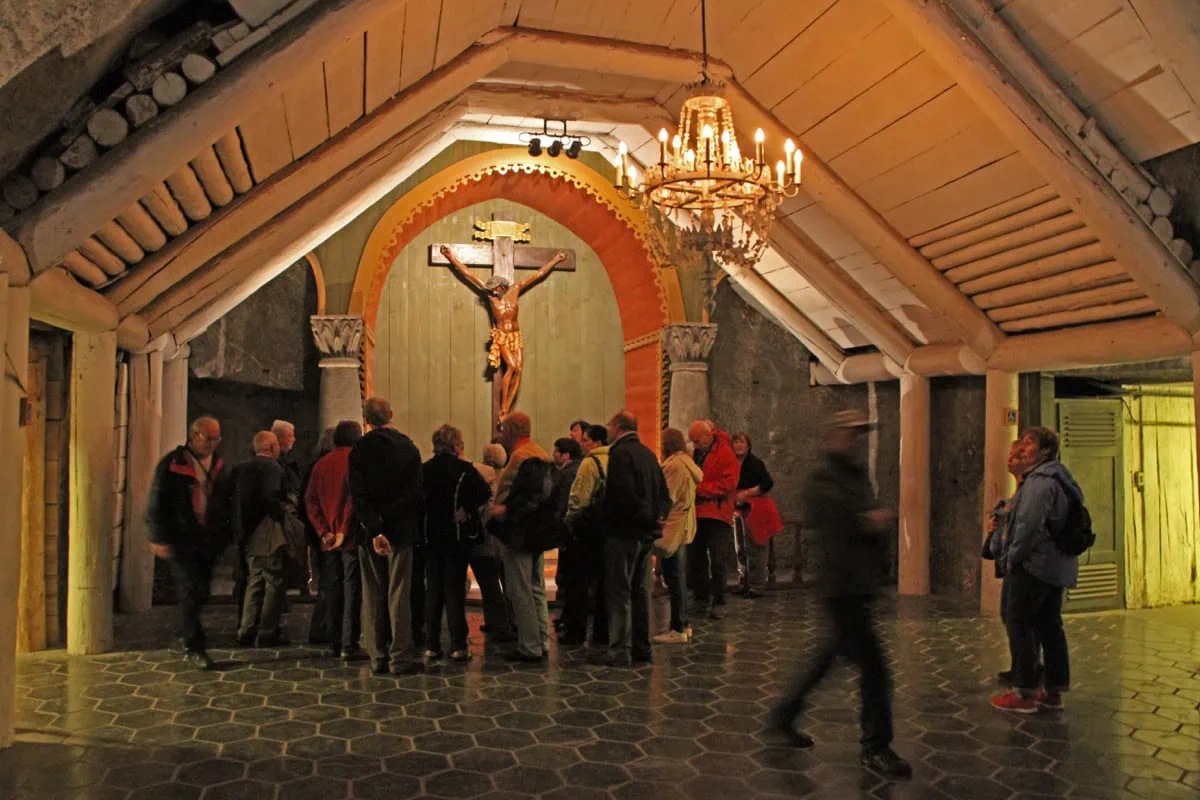 Chapelle Sainte-Kinga dans la mine de sel de Wieliczka