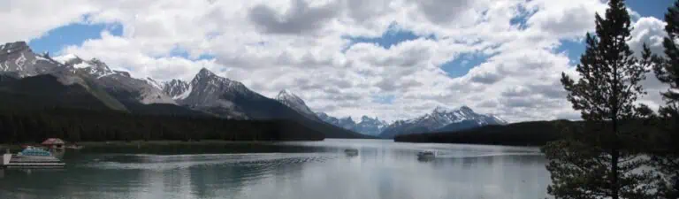 Kanada 13 Maligne Lake a Spirit Island: 10 tipů, co vidět a dělat