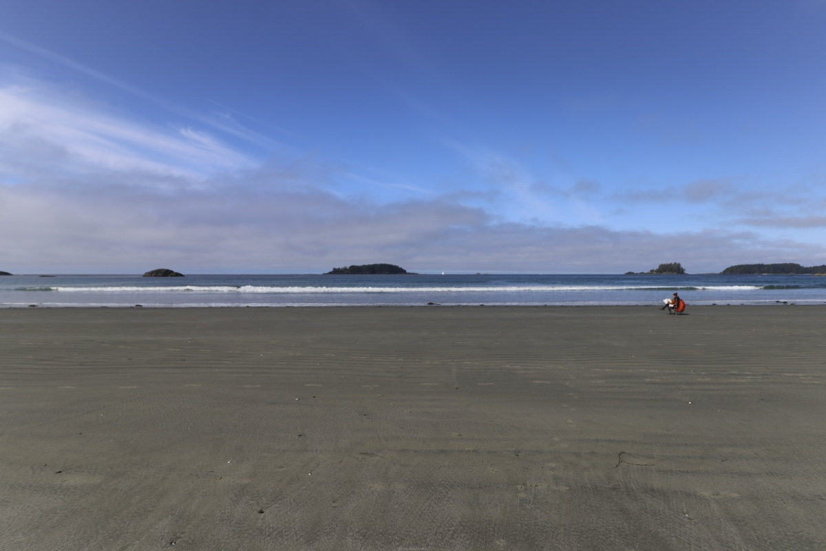 Long Beach - 16 km pisecna plaze v Tofine
