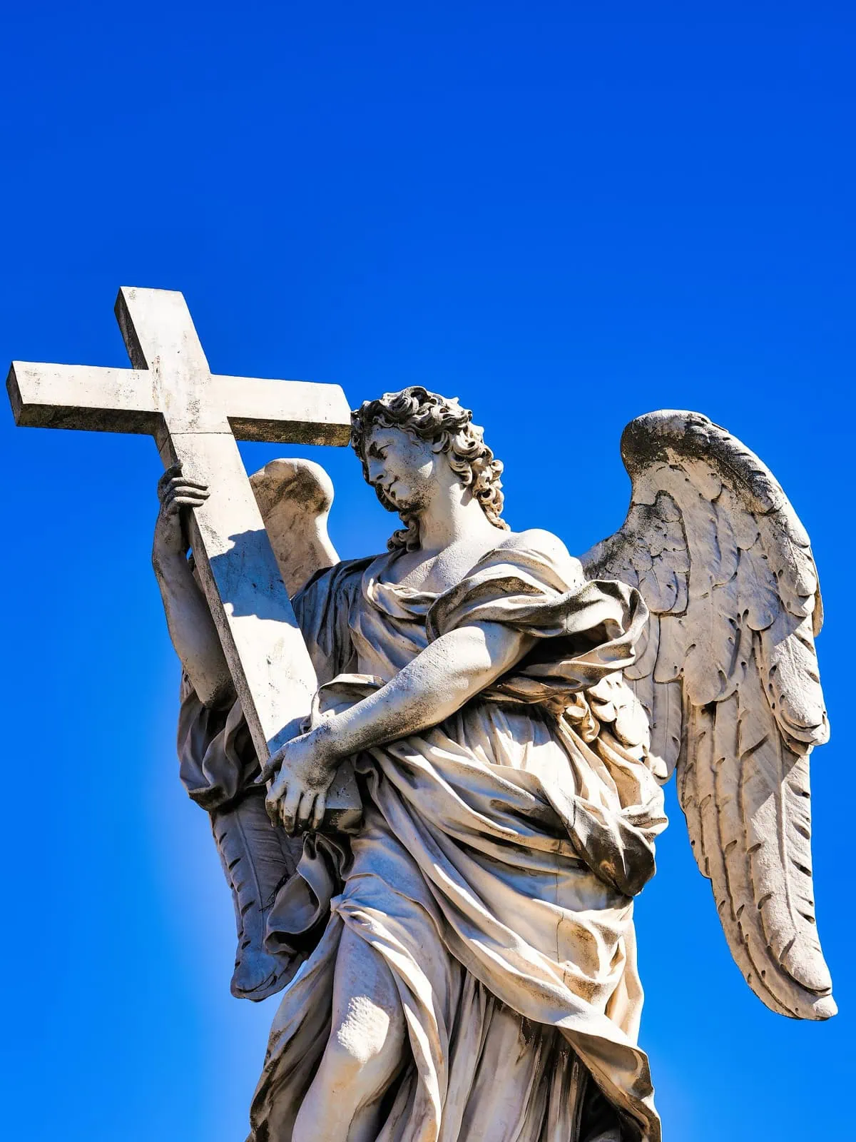 Berniniho socha anděla s křížem na Andělském mostě