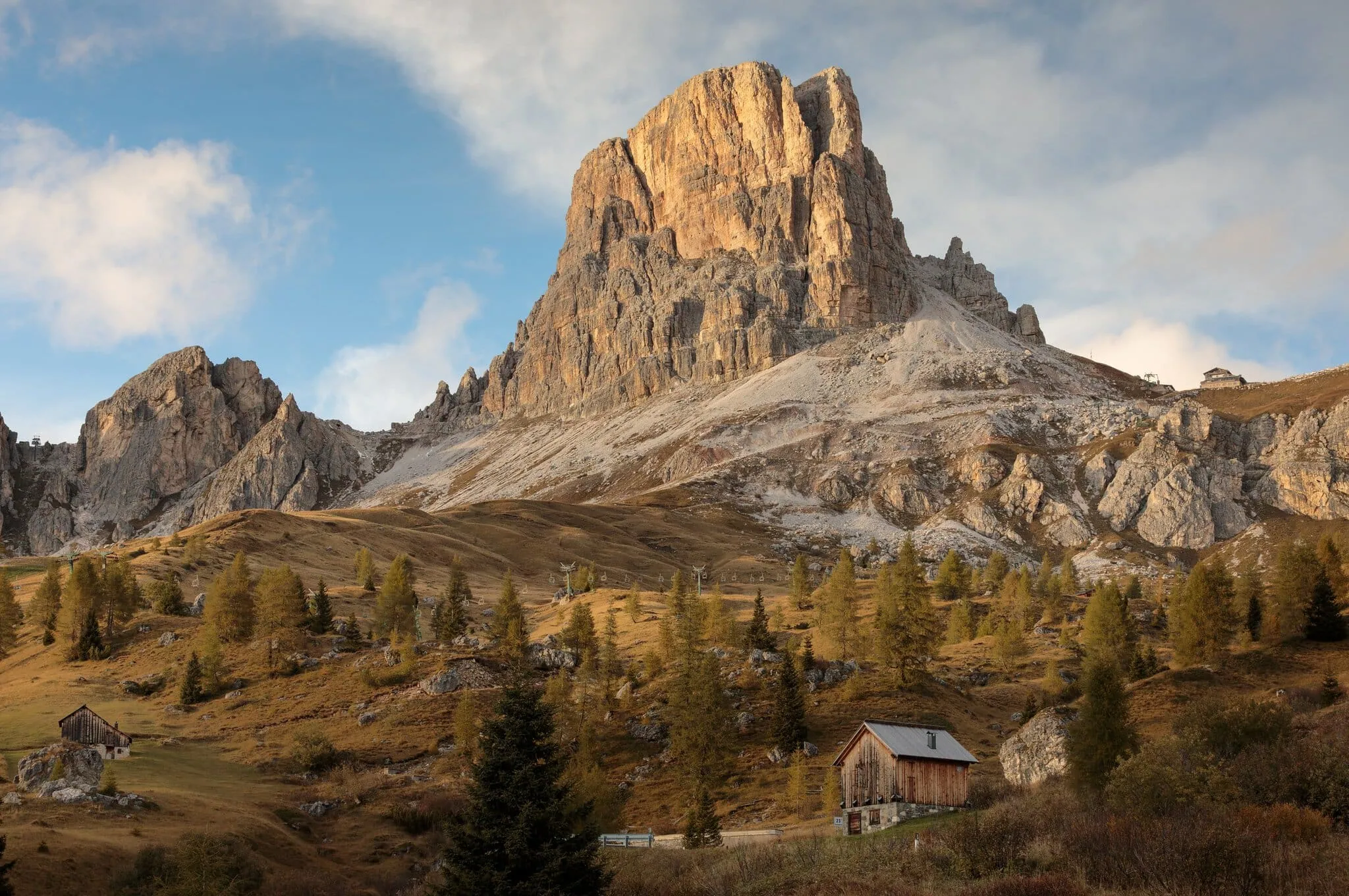 Averau u Passo Giau, sestup z hor do Belluna